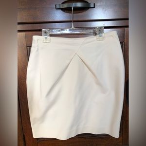 H&M White Cream Short Skirt (size 6)